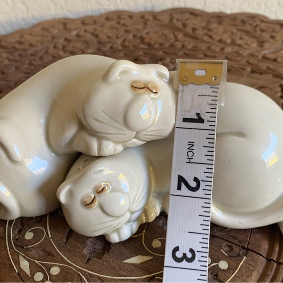 VTG Fitz & Floyd Japan Cat Nap Interlocking Sleeping Cats Salt & Pepper Shakers - Picture 5 of 6